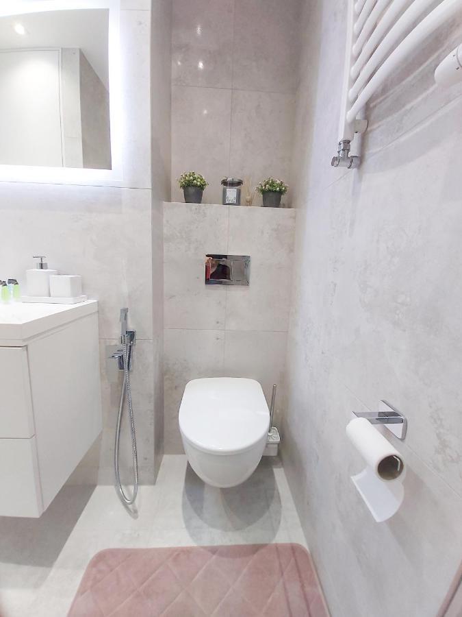 Apartament Bella Rosa z podziemnym parkingiem Kielce Zewnętrze zdjęcie